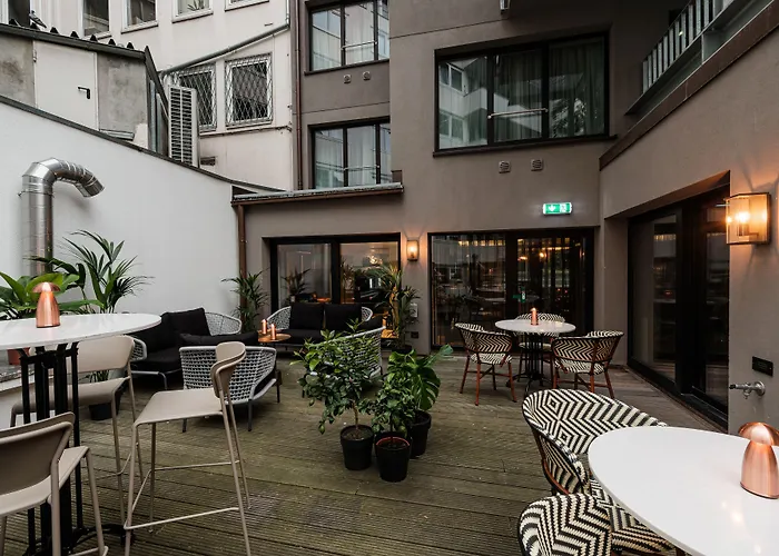 Muze - Handwritten Collection Hotel