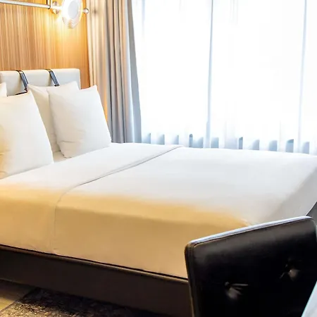 Muze - Handwritten Collection Hotel