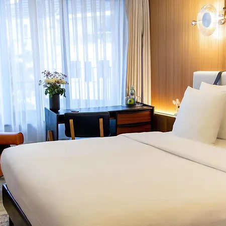 Muze - Handwritten Collection