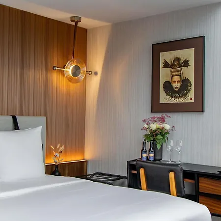 Muze - Handwritten Collection Hotel