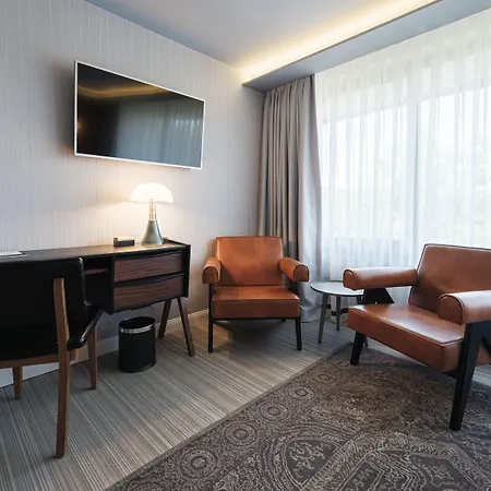 Muze - Handwritten Collection Hotel