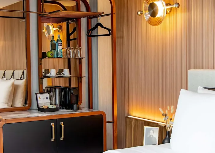 Muze - Handwritten Collection デュッセルドルフ