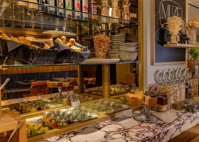 Muze - Handwritten Collection 4* Ντίσελντορφ