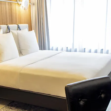 Hotel Muze - Handwritten Collection