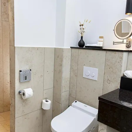 Hotel Muze - Handwritten Collection 4*