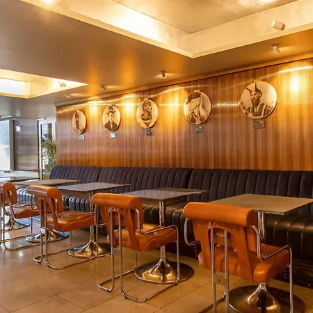 Muze - Handwritten Collection Hotel