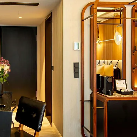 Hotel Muze - Handwritten Collection 4*