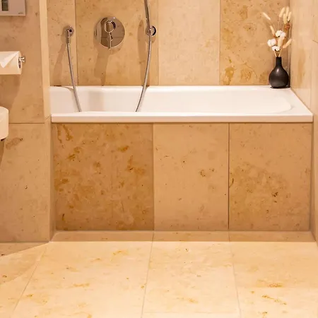 Muze - Handwritten Collection Hotel