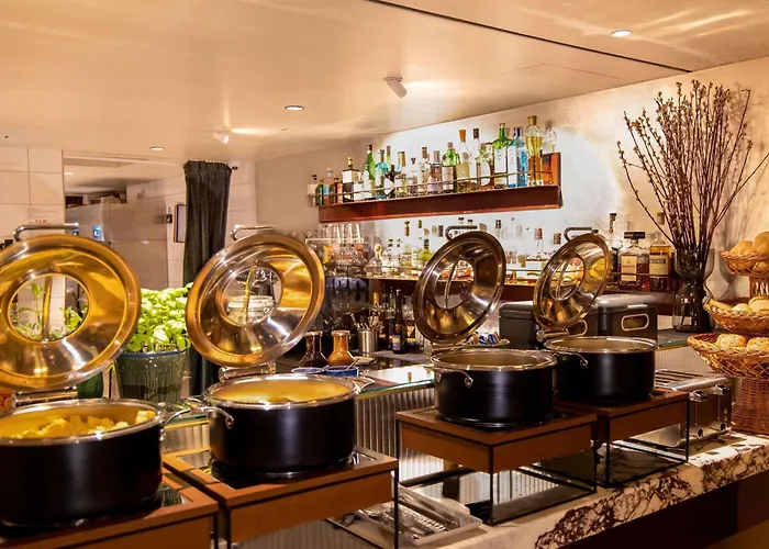 Hotel Muze - Handwritten Collection