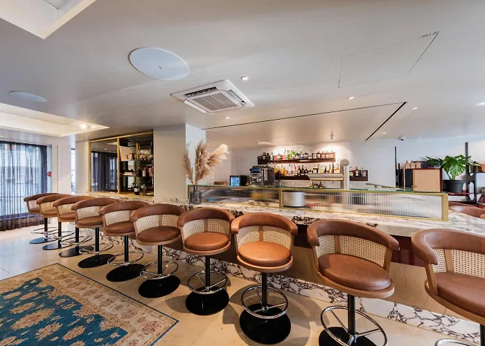 Muze - Handwritten Collection Hotel