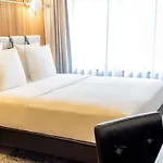 Muze - Handwritten Collection Hotel