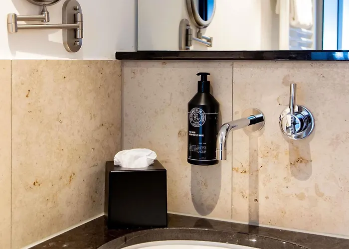 Hotel Muze - Handwritten Collection 4*