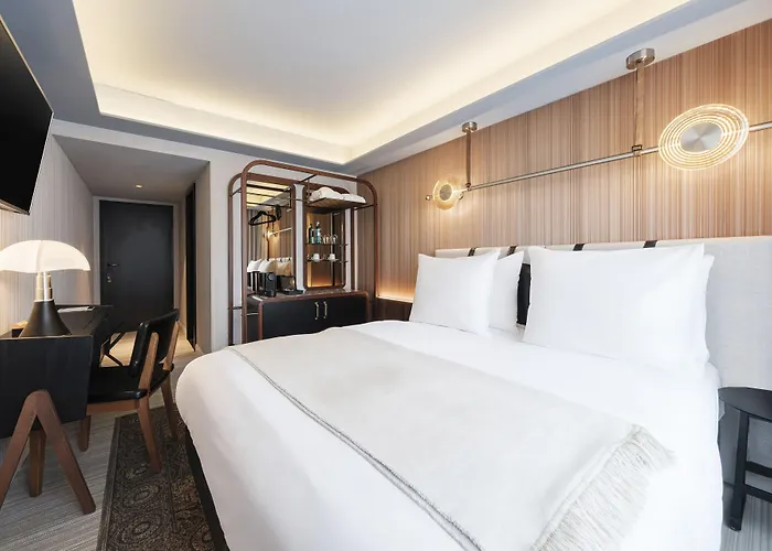 Muze - Handwritten Collection Hotel 4*